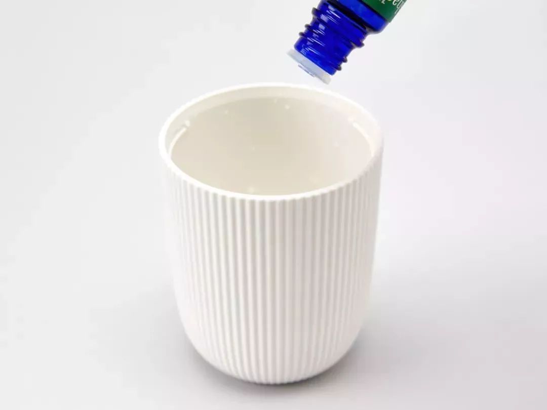 加湿器用的时间长了漏水怎么办,加湿器正常工作但是没有水雾出来