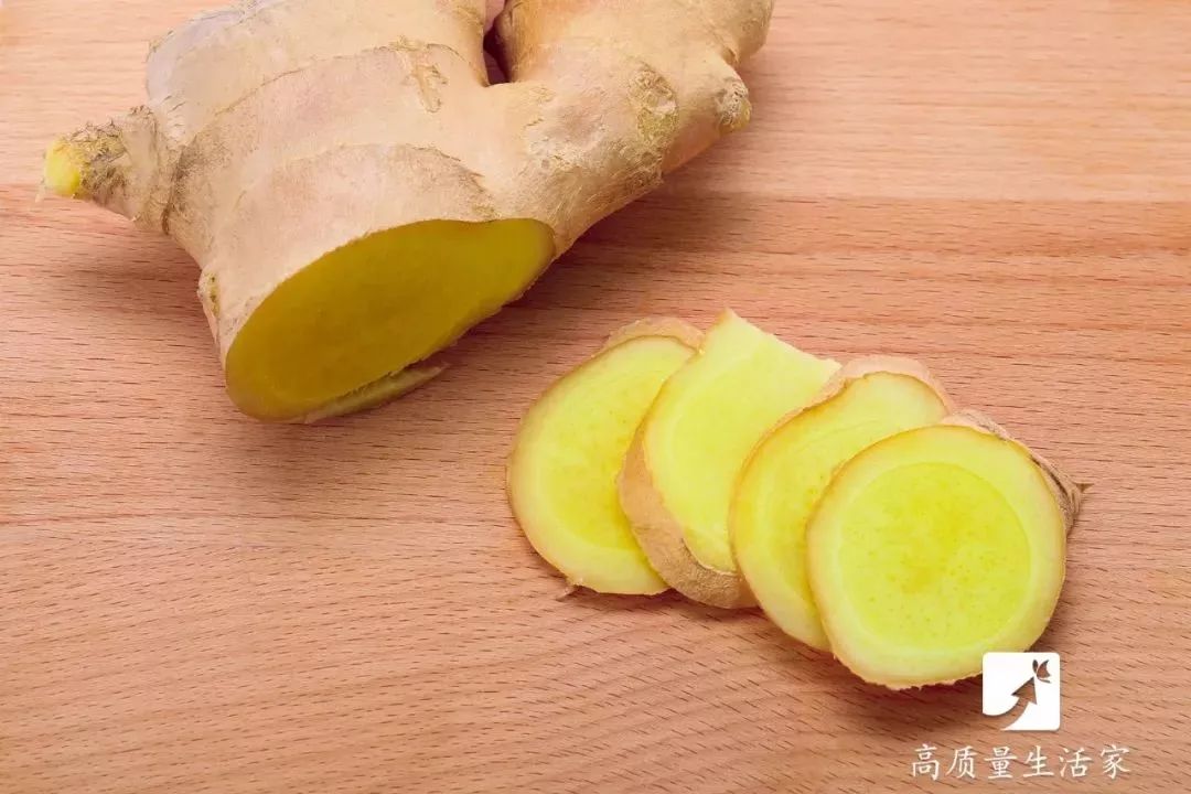 冬天来了每晚泡个脚,天冷了泡个养生脚