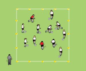 足球教练策略游戏,足球教练游戏有哪些