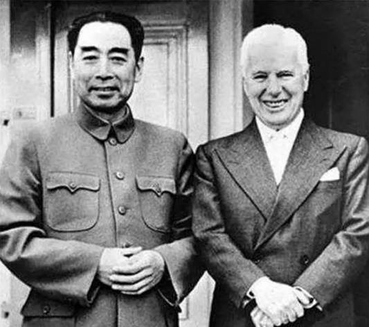 合影留念永不忘,同学合影照时光一去永不回