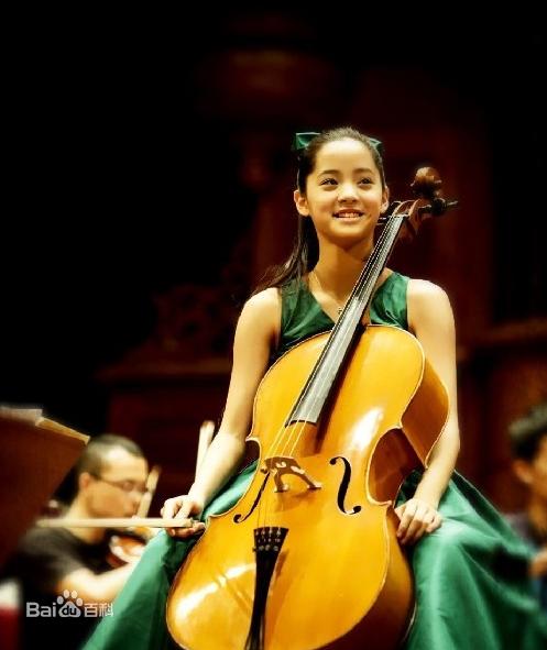 向往的生活第四季欧阳娜娜挖藕,向往的生活欧阳娜娜和张子枫化妆