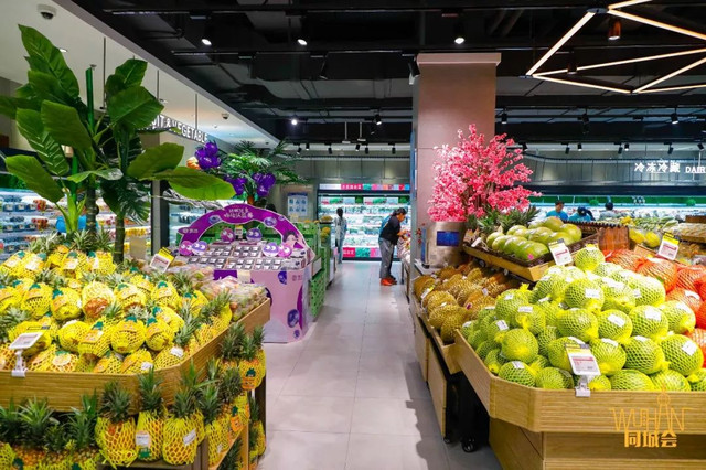 火爆全国的网红超市盒马鲜生来武汉啦！首店开业波龙88元一只，超多爆款买一送一！