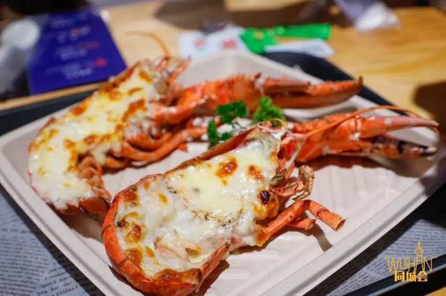 火爆全国的网红超市盒马鲜生来武汉啦！首店开业波龙88元一只，超多爆款买一送一！