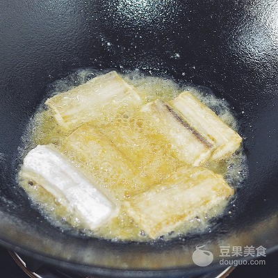 红烧带鱼的做法简单王刚,红烧带鱼的做法家常