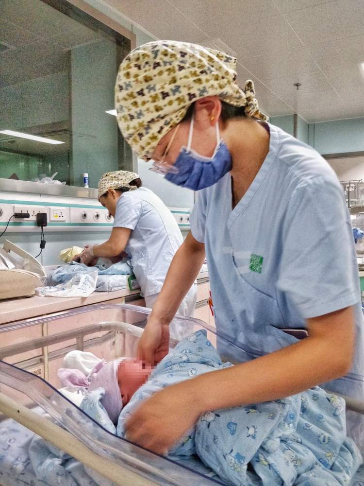 世界早产儿图片,世界早产儿健康成长