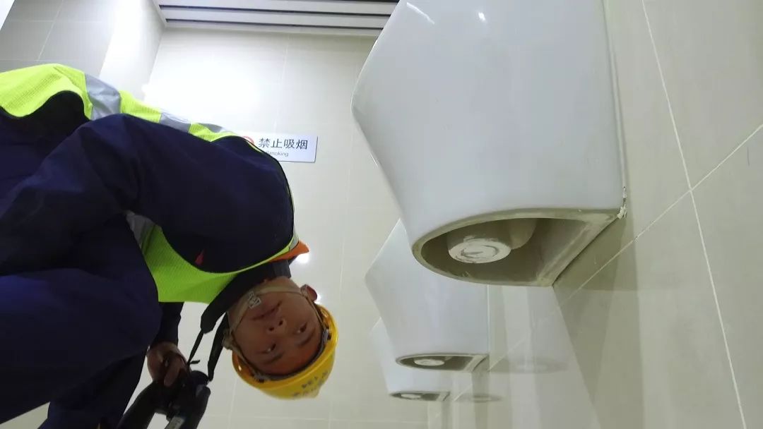 方便来聊聊火车上“方便”那点儿事么？