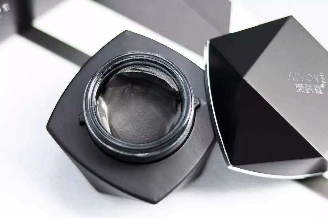 大家都在用的清洁面膜,不到一百的面膜