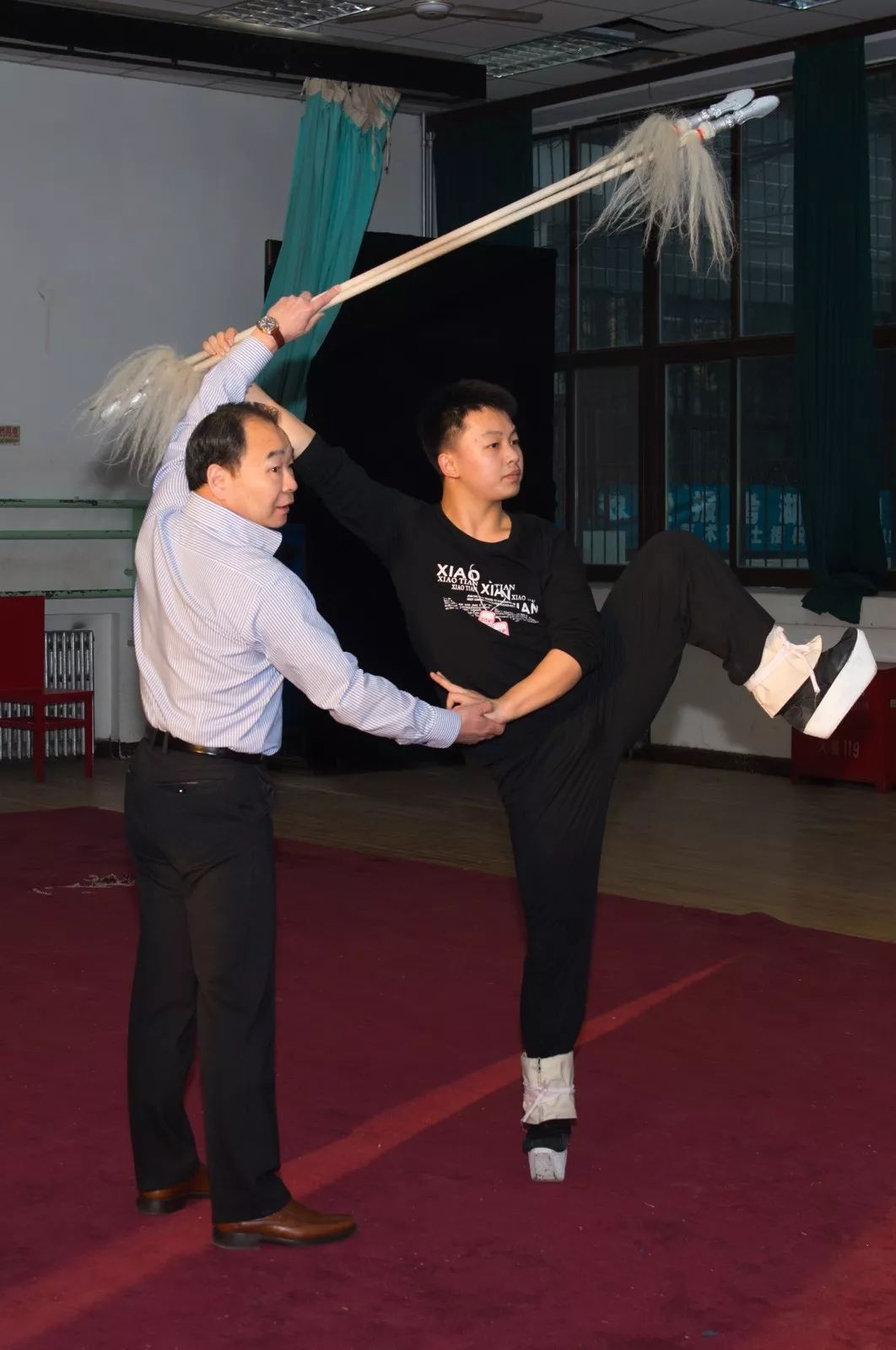 印迹｜他在胡同里坚守四十一年，只为京剧“风雷”不息