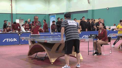 乒乓球跃动,激情飞扬乒乓球比赛