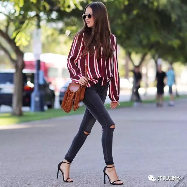 人像摆姿100个技巧坐着半身照,简单人像拍照摆姿