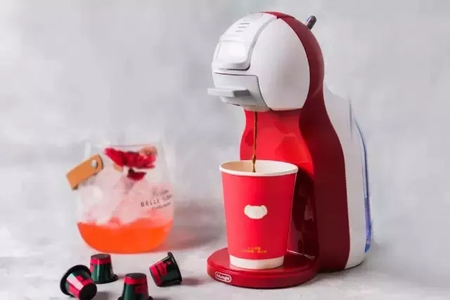 全线新品限时半价哦！一口让你喝到满满的初秋幸福味道……