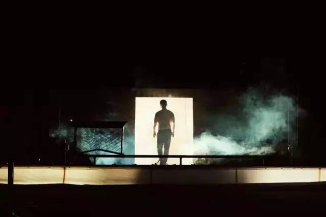 汽车与乳房，洛丽塔背后的真相