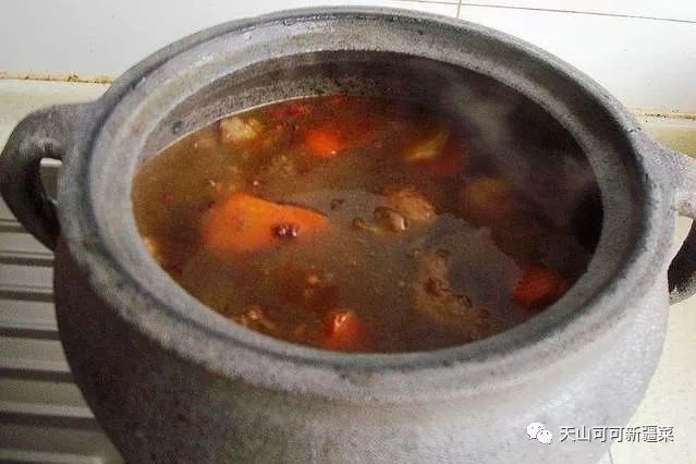 电压力锅炖牛肉怎么做才软烂不柴,土豆炖牛肉怎么煮才能软烂不柴