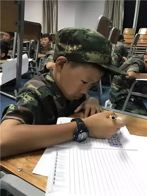 东莞报业夏令营,东莞雏鹰少年夏令营多少钱