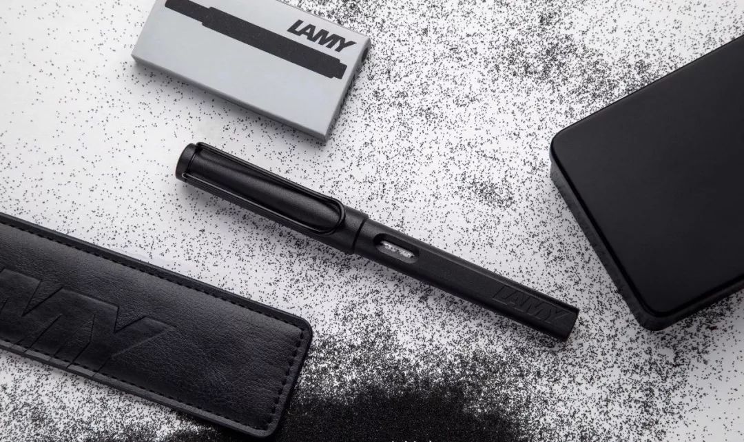 为什么名人都喜欢用钢笔,为什么以前用很普遍的钢笔