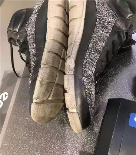 花近千元买的新鞋穿了10多天就开胶，海上嘉年华澳乐购竟这样说……