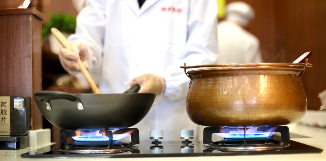 吃了一个月阿胶有什么变化,长期吃阿胶的十大禁忌