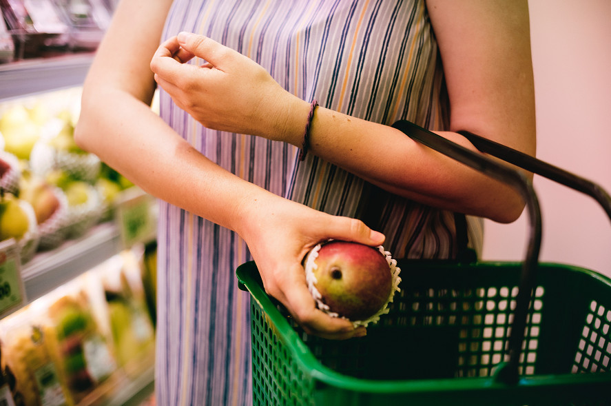 挖人、圈钱、兼并,社区团购是又一场泡沫吗?