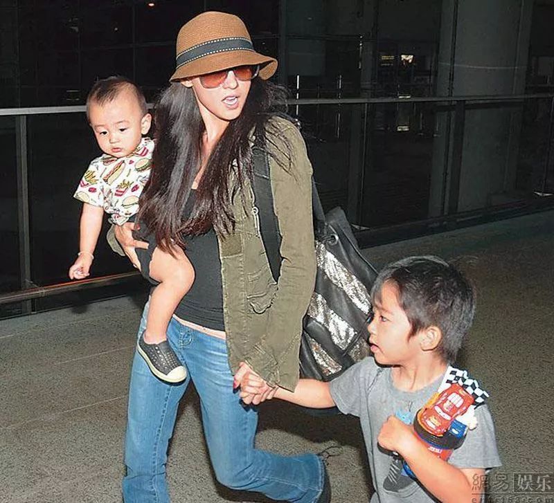 关于张柏芝再生育，这是目前我看到的最深刻一篇文章