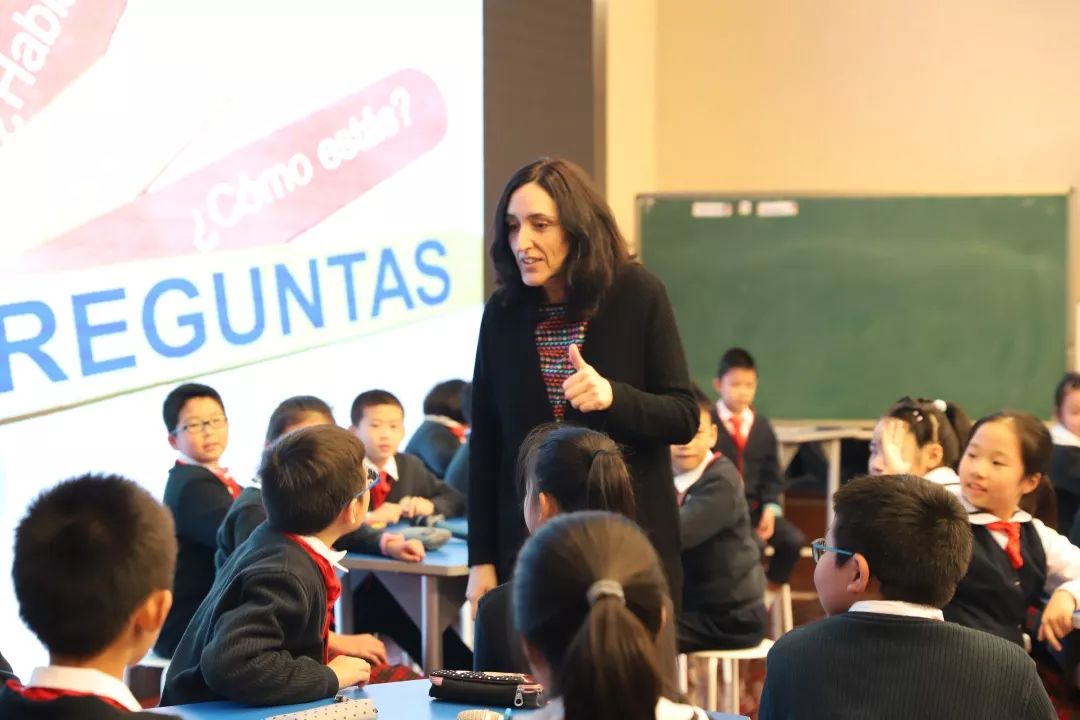 小学英语课应该怎样上,小学英语课堂怎么学习