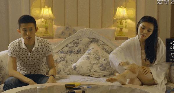 比精华还纯的脸部精油这么用！皮肤紧致还能瘦脸！