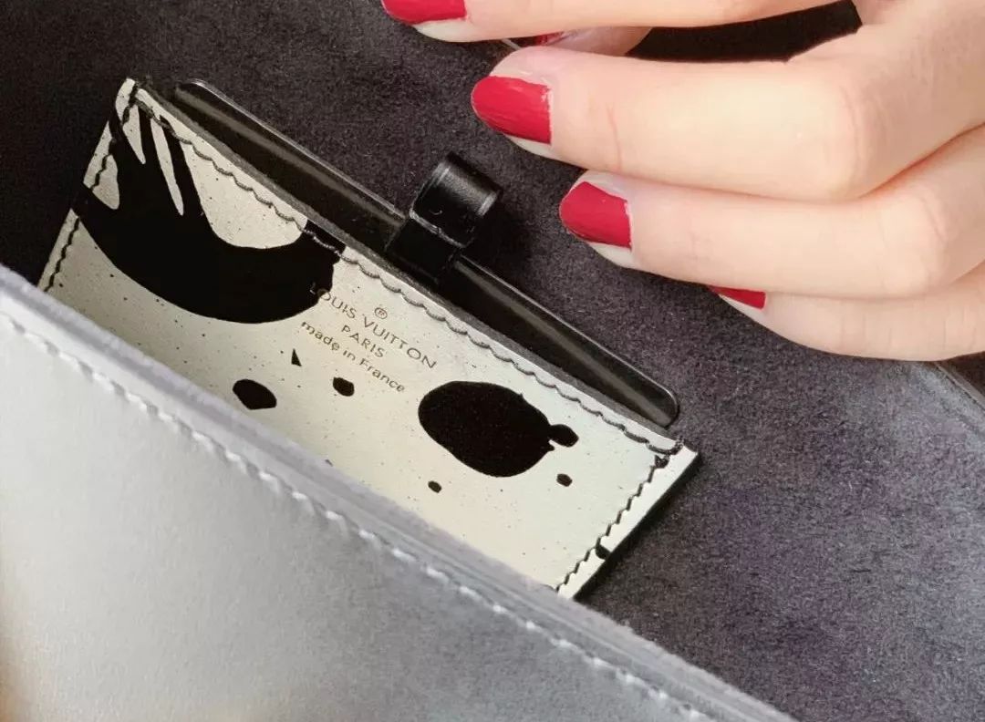 *服私**｜穿越三个城市，记录我的一周穿搭～