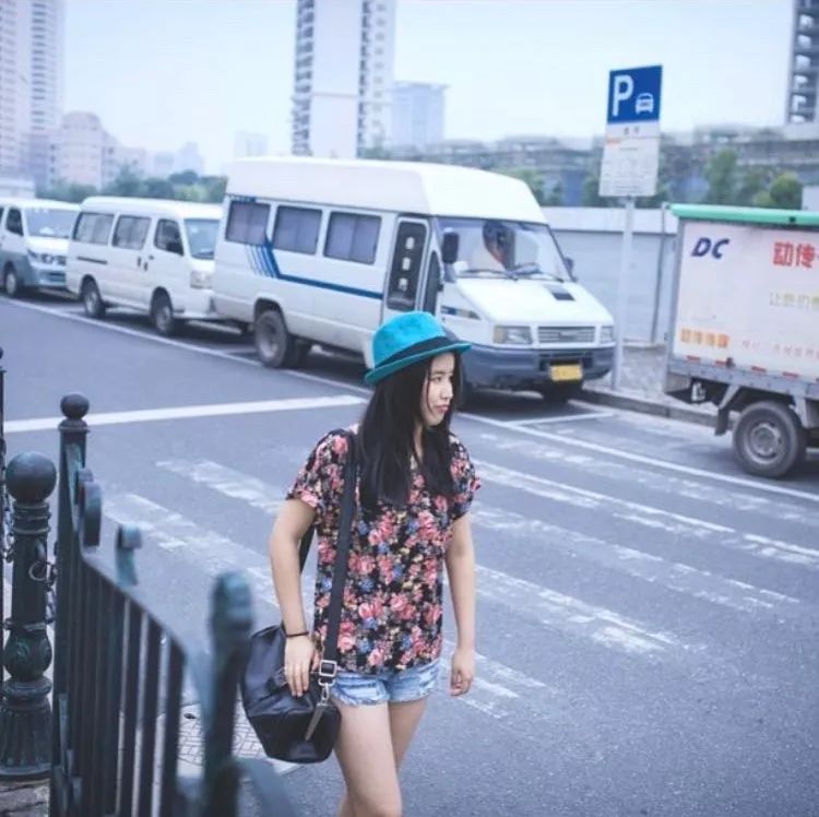 讲解帽子的种类和搭配 (帽子的种类和搭配技巧)