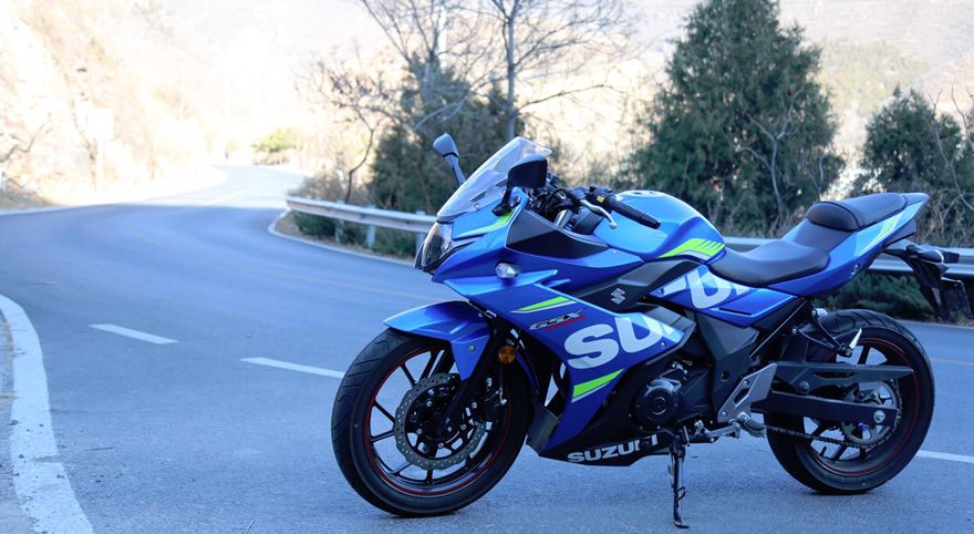 铃木骊驰250和豪爵gw250哪个好,豪爵铃木三兄弟配置对比表