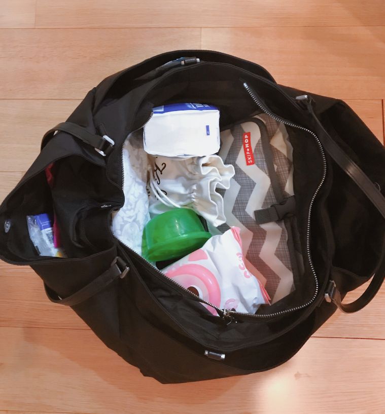 种草母婴好物！来看看别人的妈咪包里都装了些什么……