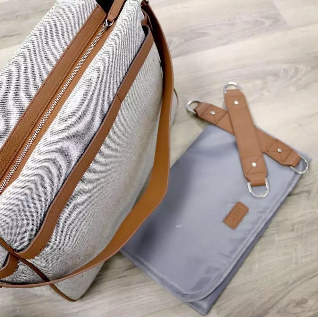 种草母婴好物！来看看别人的妈咪包里都装了些什么……