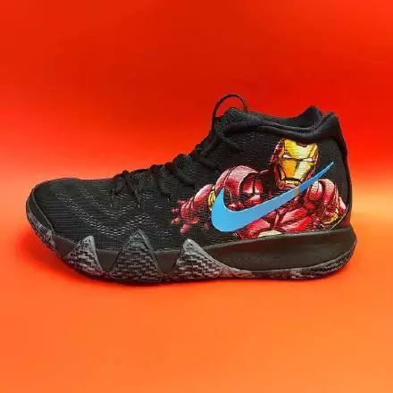 今日球鞋上脚｜这双会打架的球鞋有点意思！