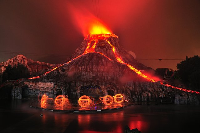 春节横店影视城门票价格表,横店影视城春节免费游玩