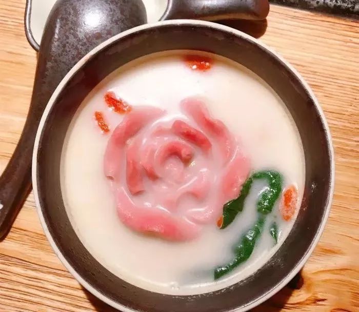 这些店卖得都是假货！我却不忍心投诉！