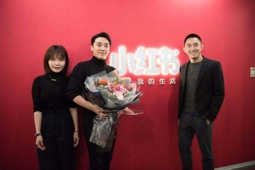 snh48和时代少年团一起走红毯,snh48时尚杂志