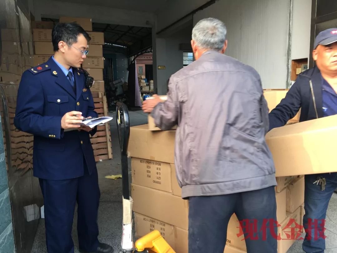 1019荐读丨这些“正品代购”，成本不到一元！来看看它们的生产作坊……