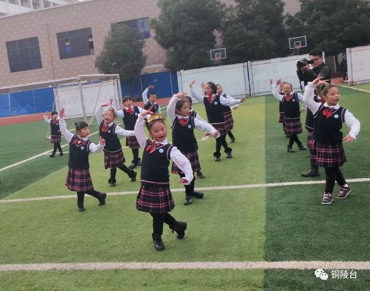 快乐三点半课程费用,快乐三点半篮球课程