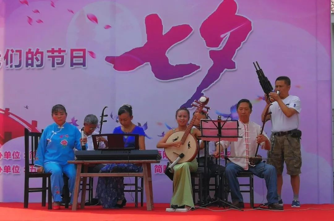 聚焦乡村振兴共建和谐美丽新农村,聚焦三农合村并居