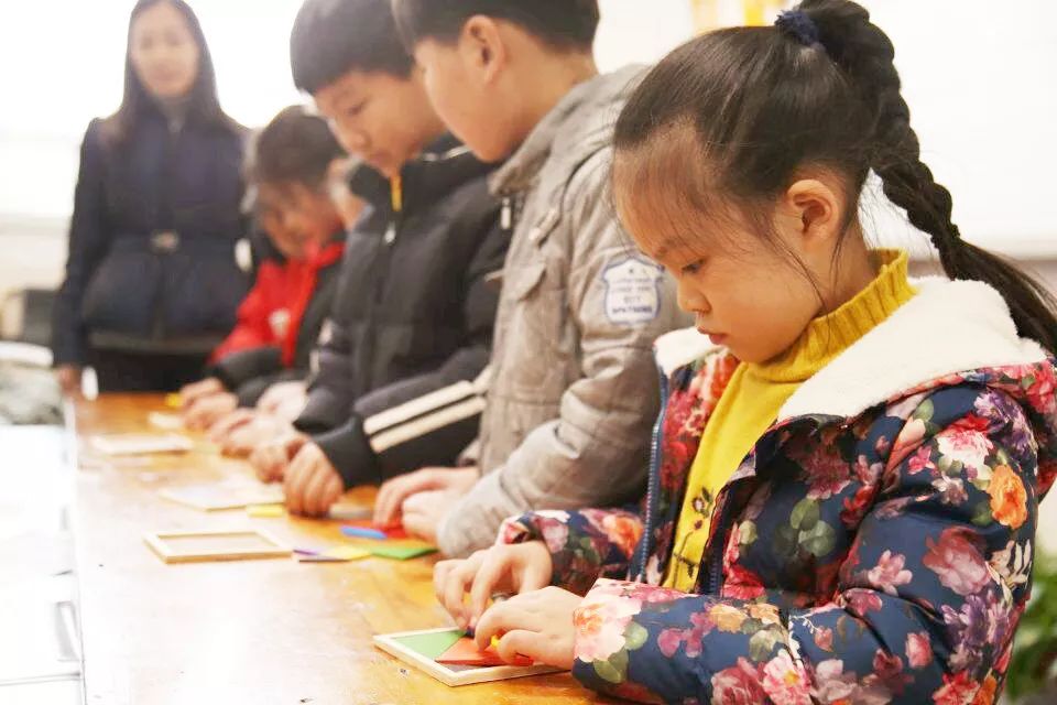 玩嗨啦，缤纷吉尼斯——快来看，我区这所学校的“缤纷吉尼斯，挑战向未来”活动