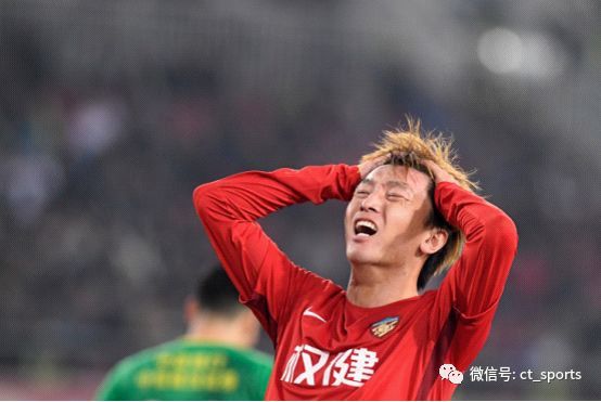 “束”手就擒，足球“权”军覆没？先看看今晚国足权健帮的表现吧……