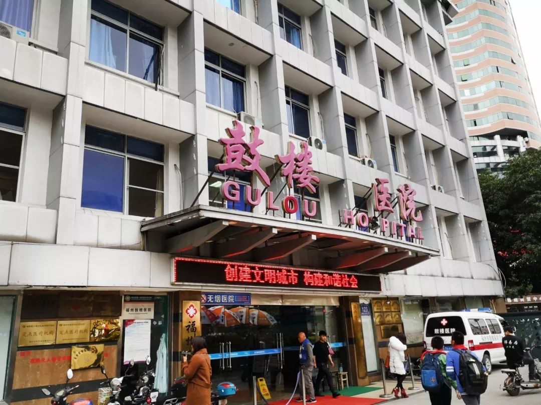 男子掏耳朵花掉几千块,去医院掏耳朵花了两百多