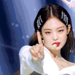 泫雅孔雪儿关晓彤,金泫雅关晓彤同款