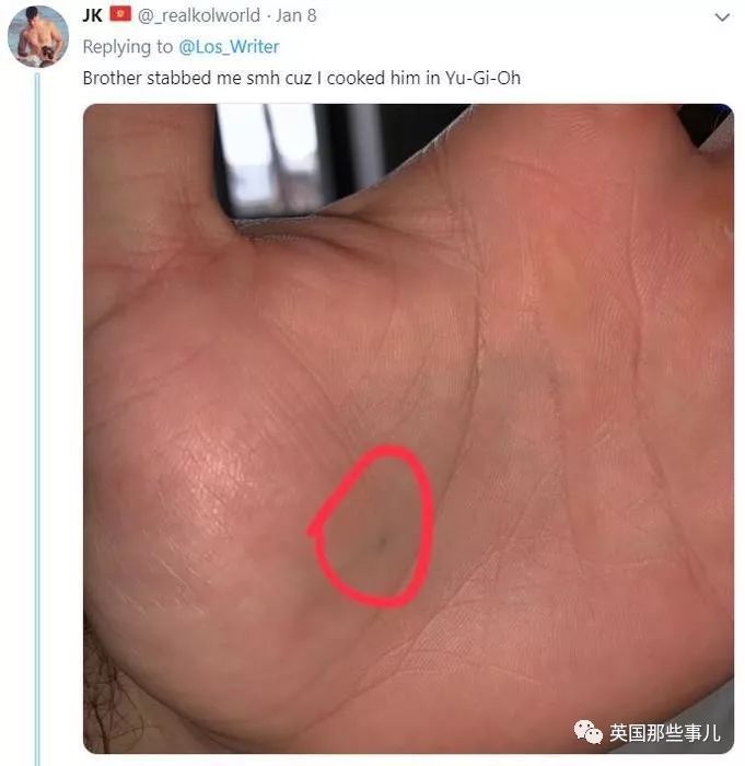 熊孩子拿铅笔扎同学,是不是每个中国小孩都被铅笔扎过