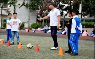 成都龙泉驿区同安中学足球,四川省龙泉驿足球培训学校