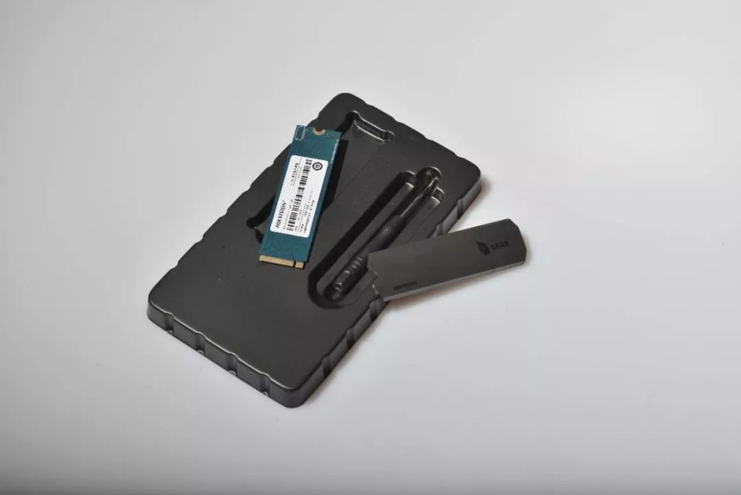 海康威视ssd固态硬盘c2000,海康威视a200固态硬盘评测