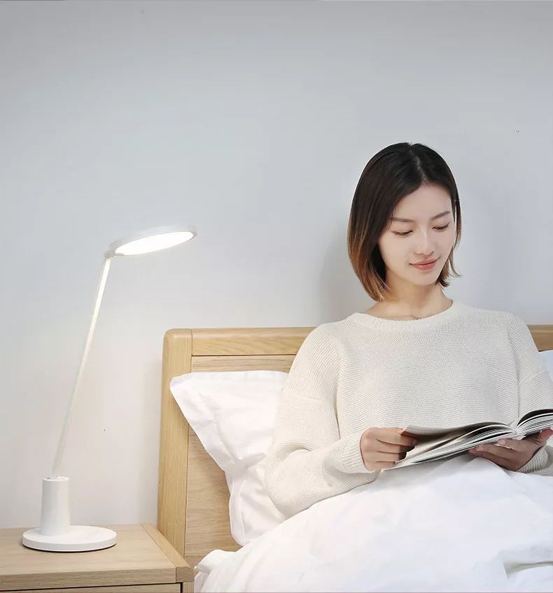 yeelight护眼led台灯,yeelight智能台灯测评