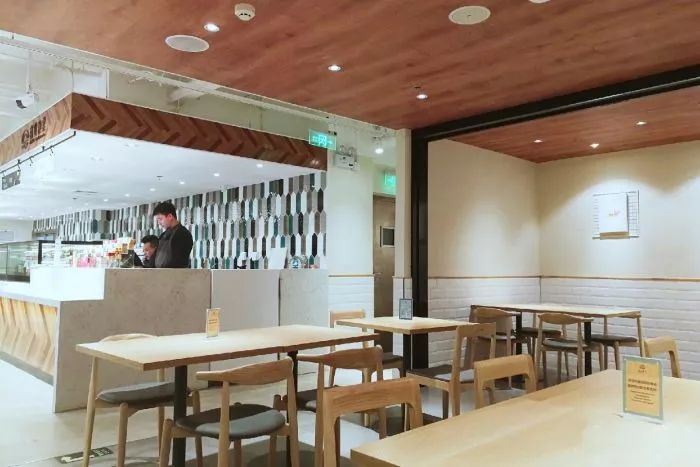 鍚冭揣闆疯揪鍚冨枬鐜╀箰,鍚冭揣闆疯揪