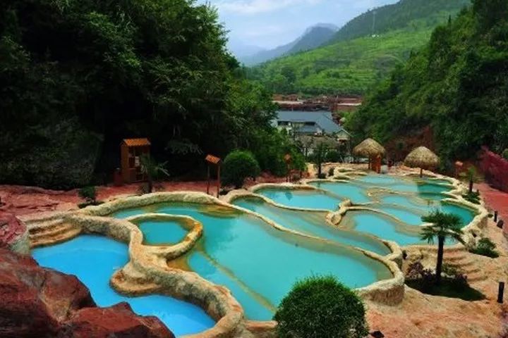 冬日温泉养生游,最适合冬季的温泉度假胜地