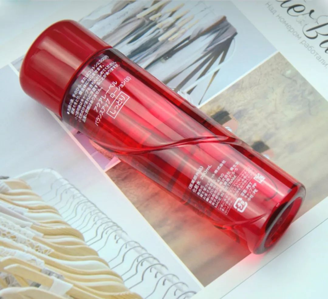 用了就想回购的补水面膜,可以当面膜湿敷的平价化妆水推荐