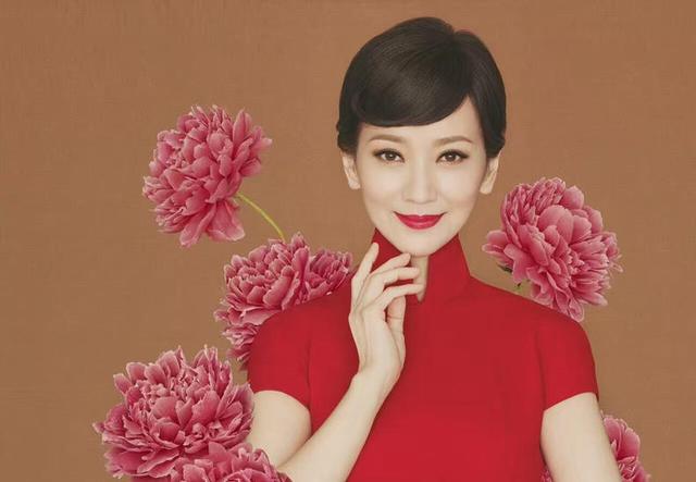 65岁赵雅芝白衬衫彩虹裙不老女神,赵雅芝63岁依然优雅长裙浪漫唯美