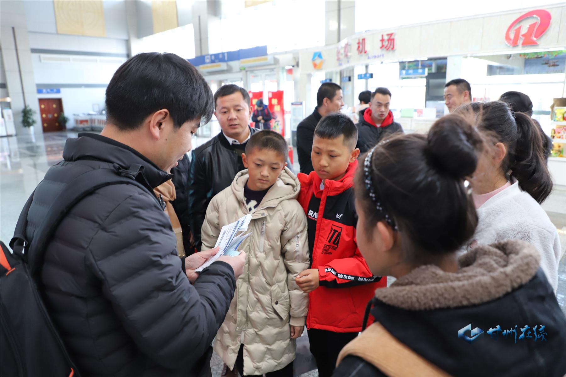 中国青少年足球前往西班牙,足球少年圆梦
